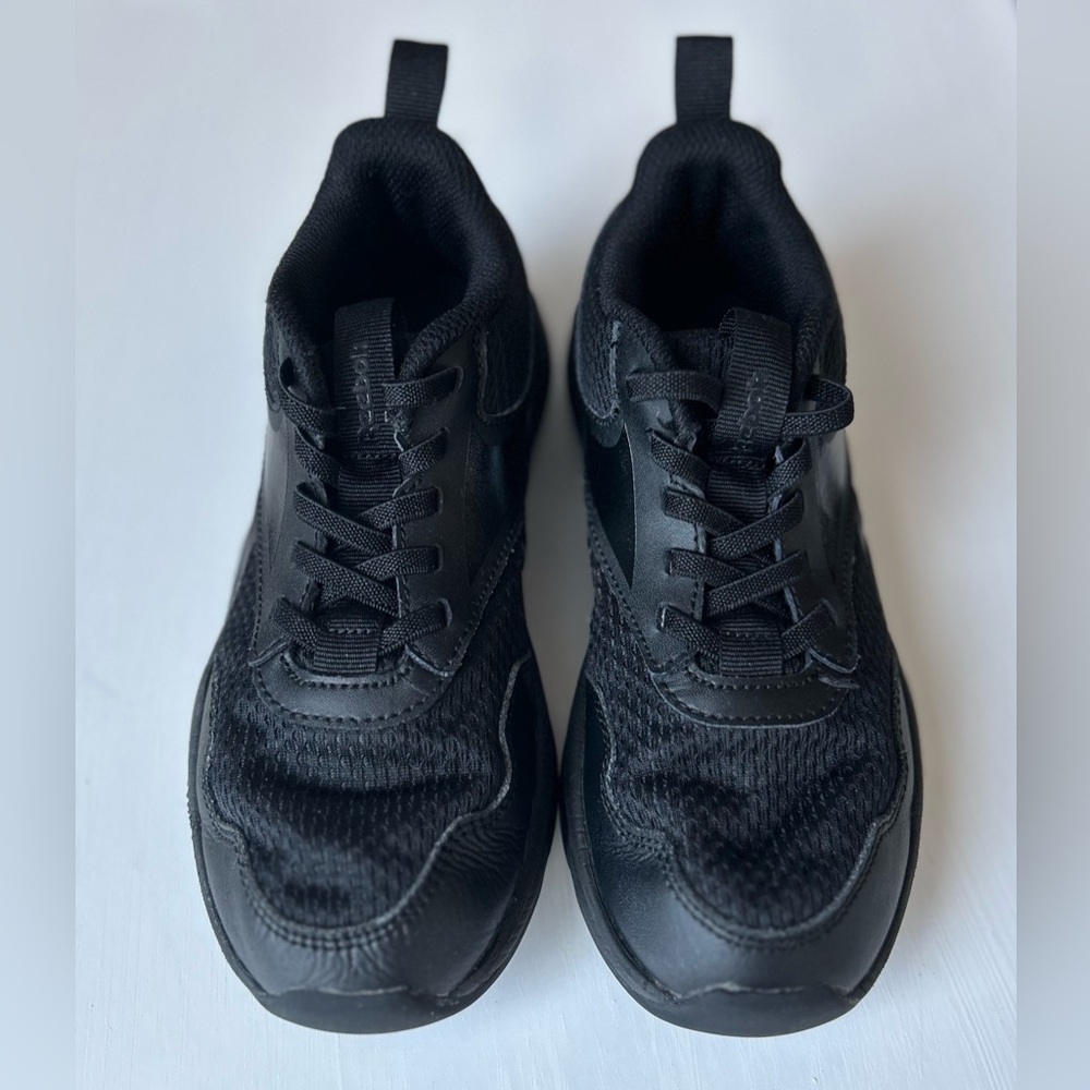 Reebok XT Sprinter unisex black shoes size 1.5 for little kids